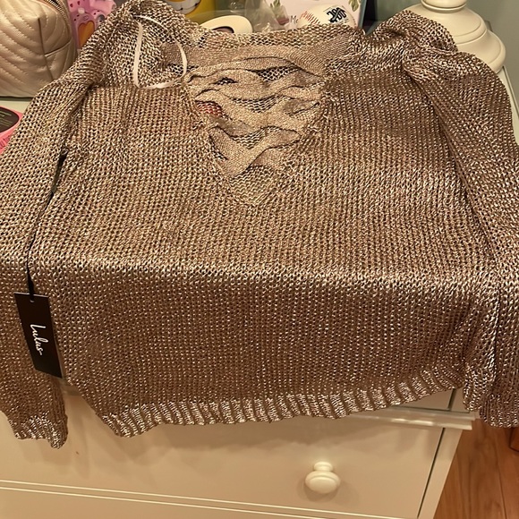 Lulus sparkly criss cross back sweater rose gold silver ish- never worn - Picture 6 of 7